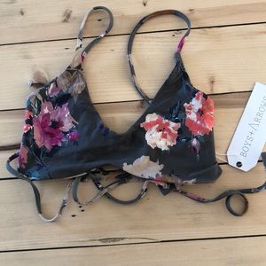 NWT BOYS + ARROWS JACKSON DARLING FLORAL BIKINI M